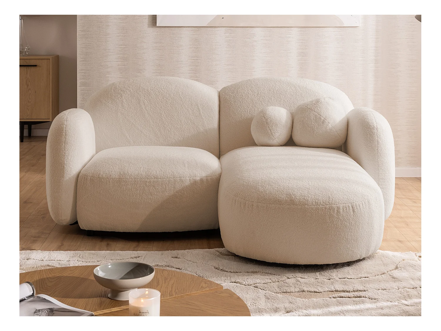 Nuvola - Moderne Ecksofa L-Form aus Hellbeige Bouclé-Stoff mit abgerundetem Design und hohem Sitzkomfort
