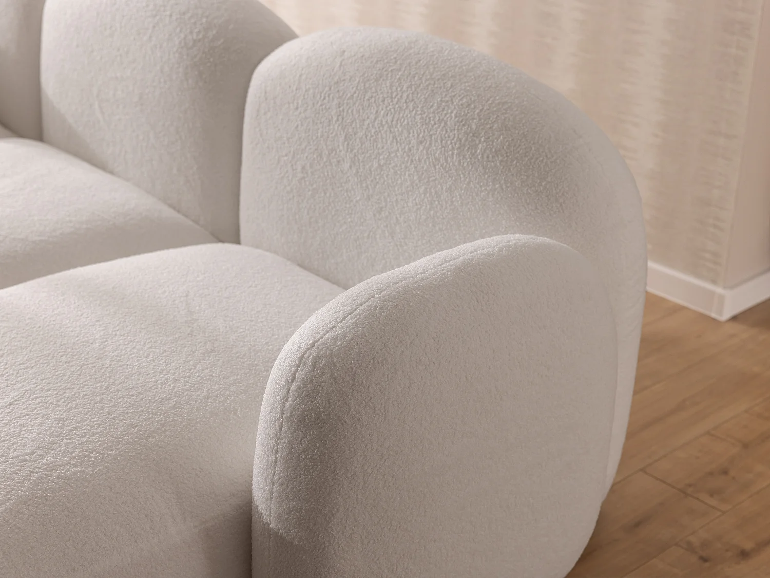 Nuvola - Moderne Wohnlandschaft aus Weiß Bouclé mit abgerundetem Design und hohem Sitzkomfort