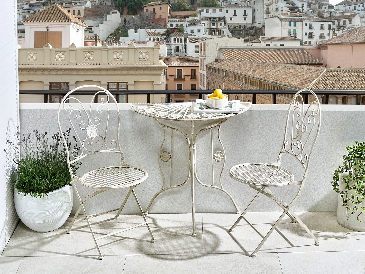 Table bistrot COGGIA 80 cm 37 cm Métal Beige clair