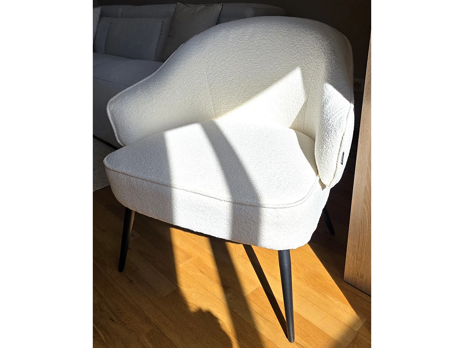 Armchair KAYLA Boucle Off-White