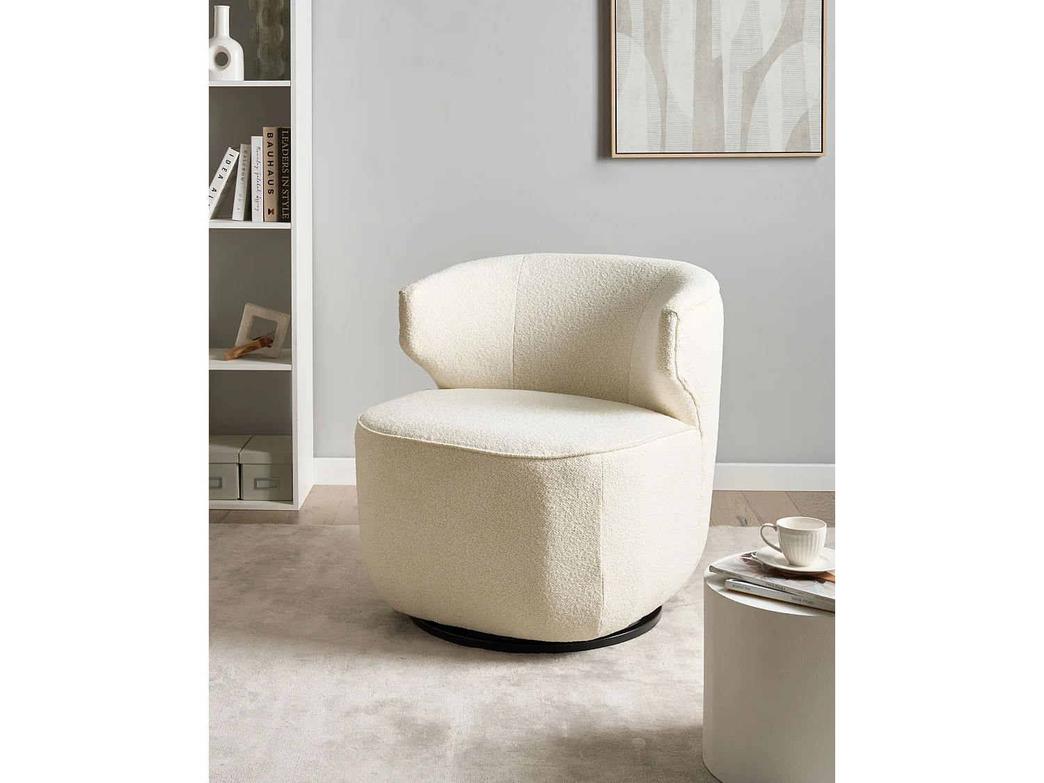Fauteuil pivotant MOLLEBY Bouclé Blanc cassé
