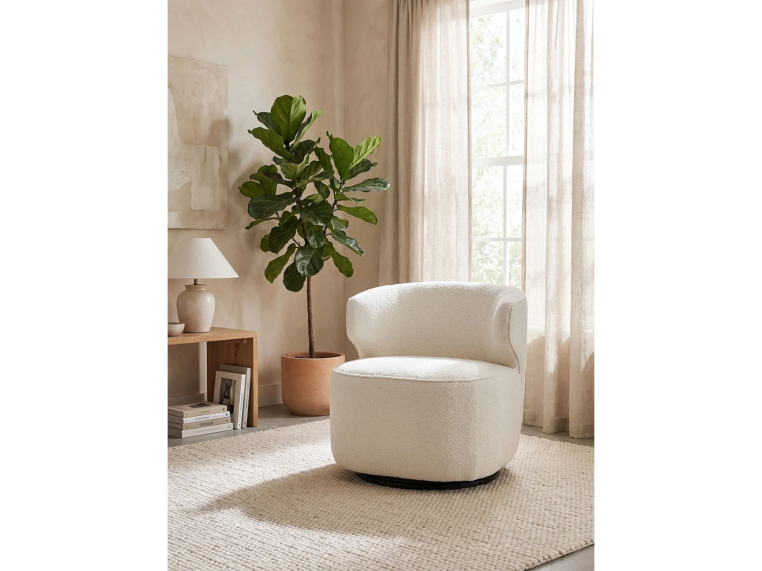 Fauteuil pivotant MOLLEBY Bouclé Blanc cassé