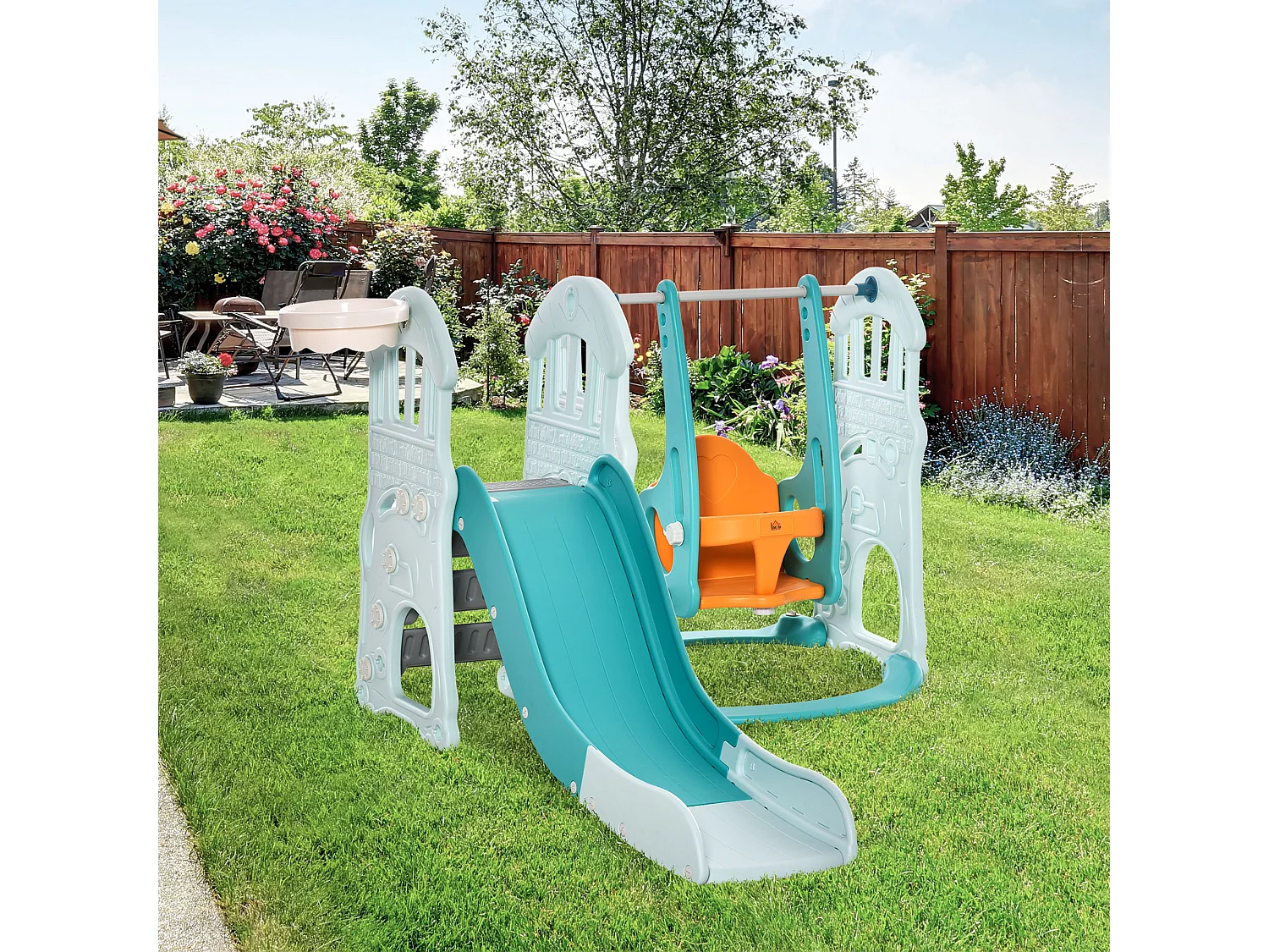 Scivolo per bambini con altalena regolabile canestro e palle