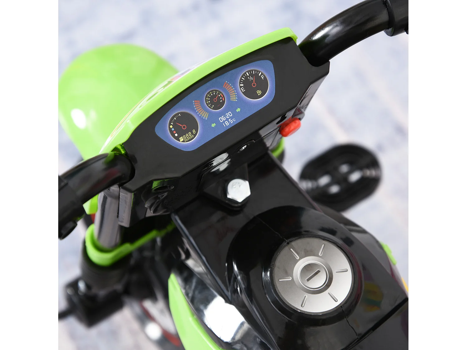 Triciclo stile moto per bambini a pedali luci suoni 71x40x51cm