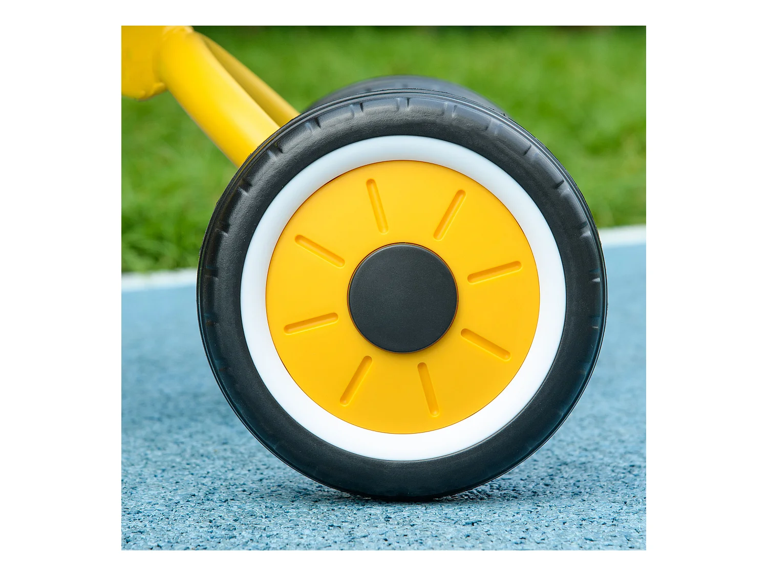 Triciclo per bimbi 2-5 anni regolabile con campanello giallo