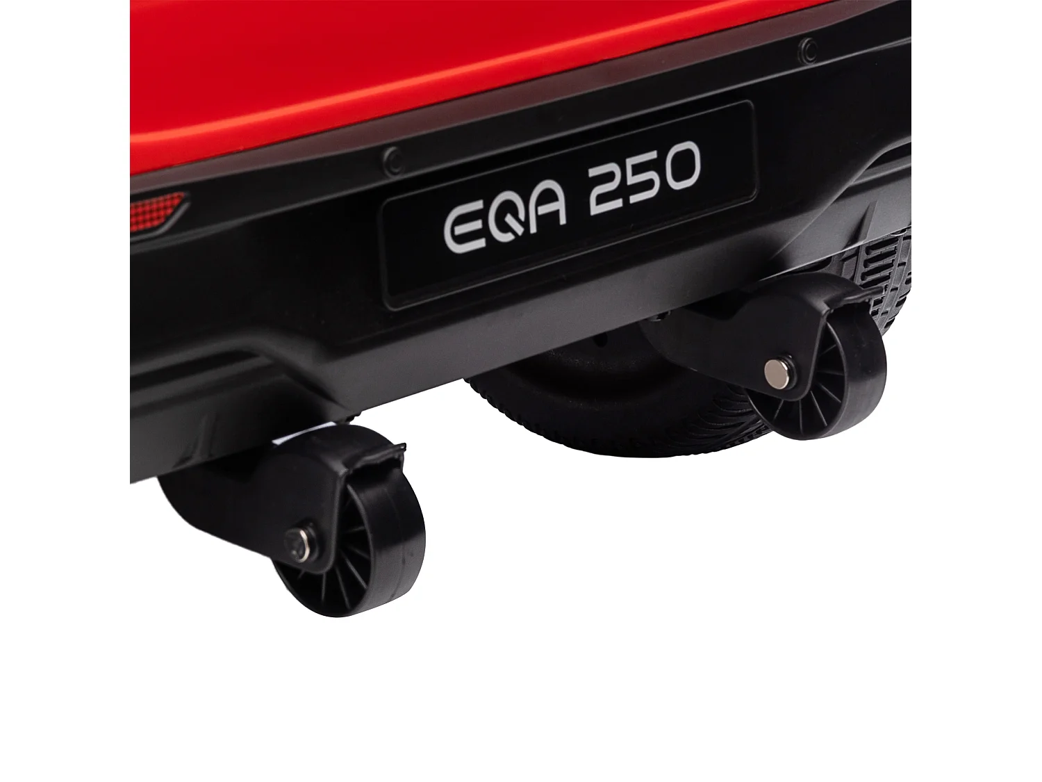 Macchina elettrica per bambini con licenza mercedes benz eqa rossa