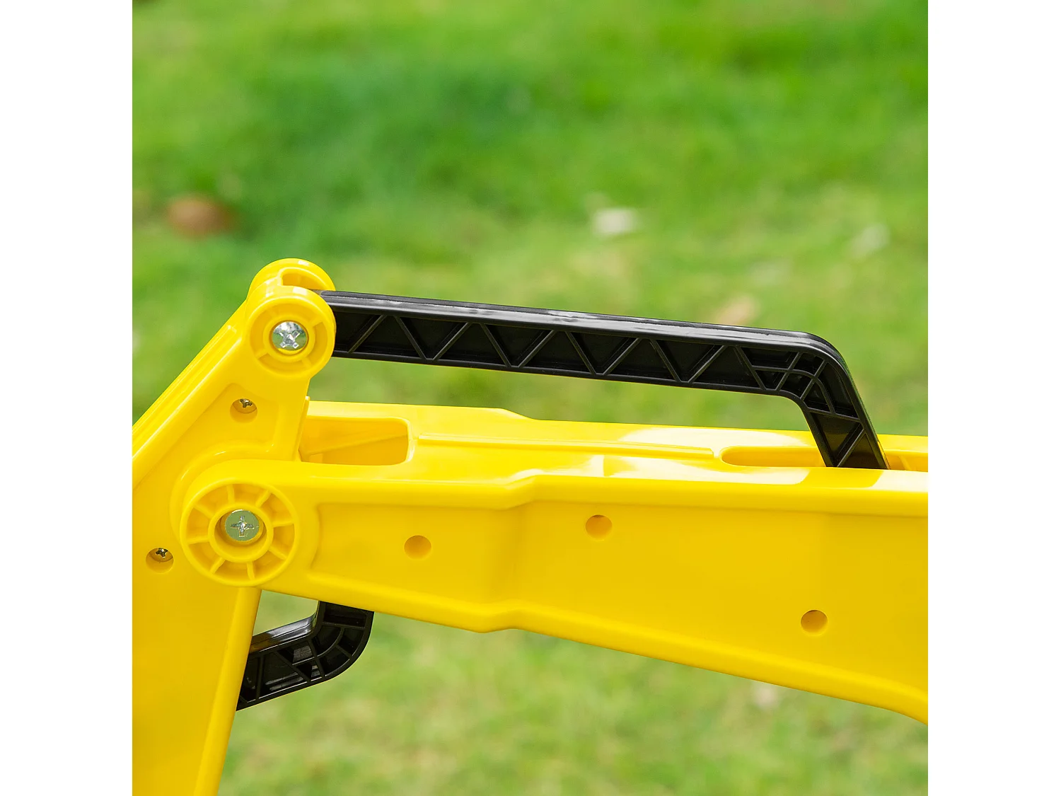 Ruspa giocattolo per bambini 3-6 anni con 6 ruote giallo