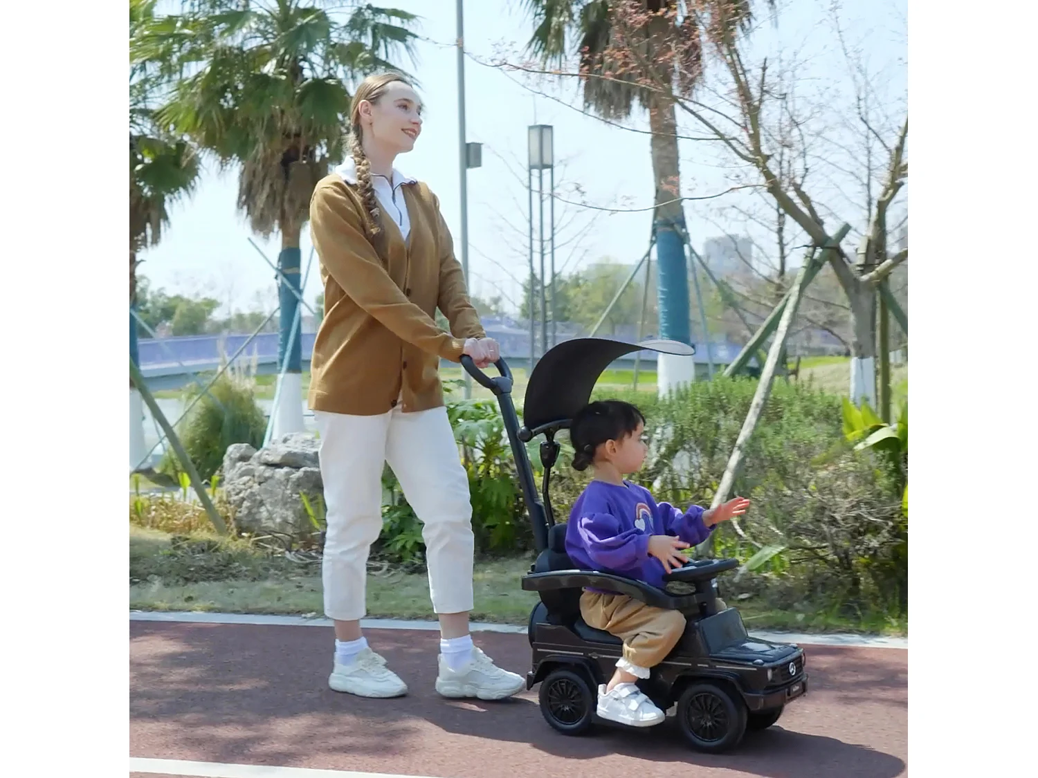 Macchina a spinta per bambini con tettuccio nero