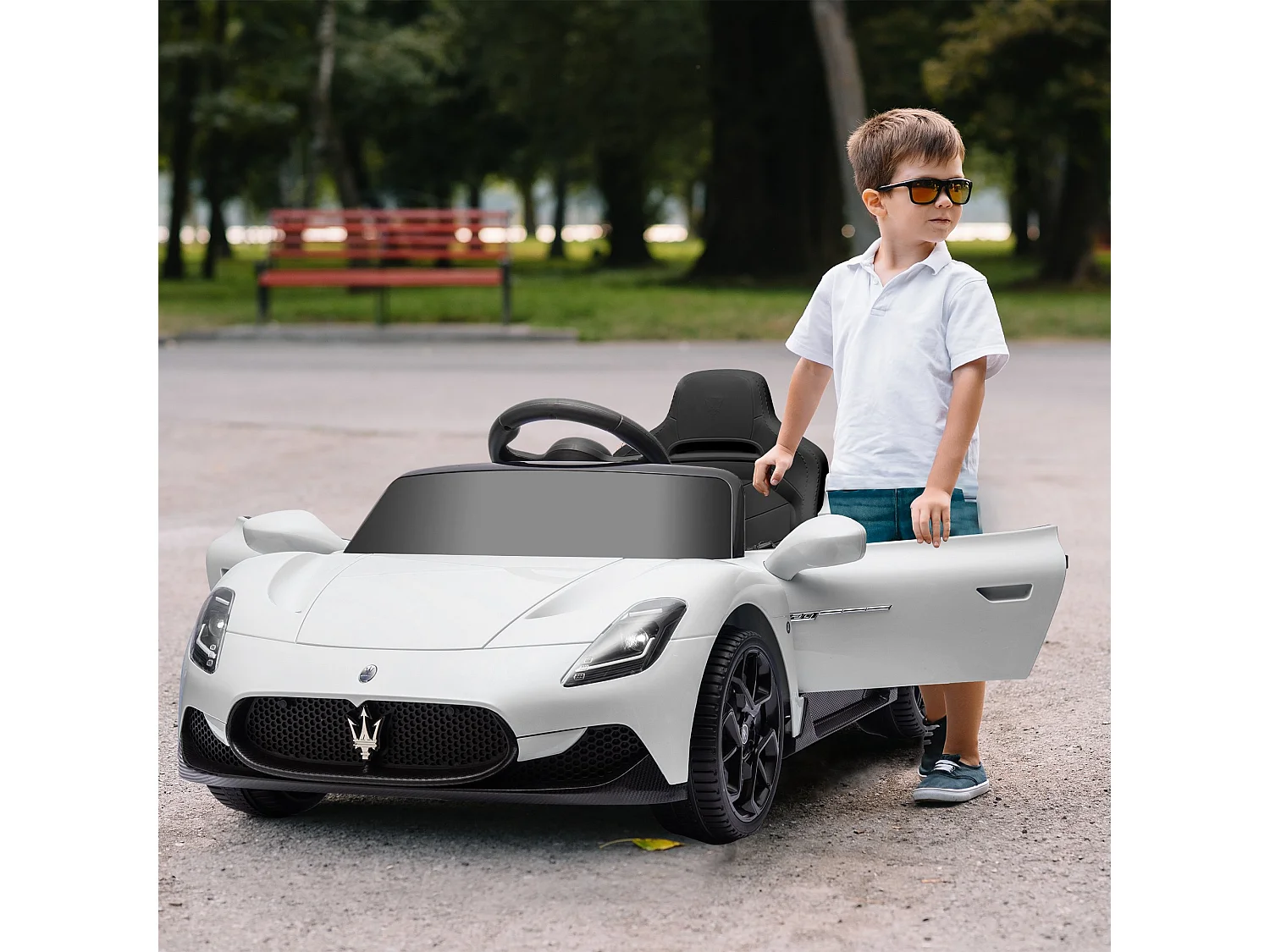 Macchina per bambini maserati mc20 con telecomando e fari bianco