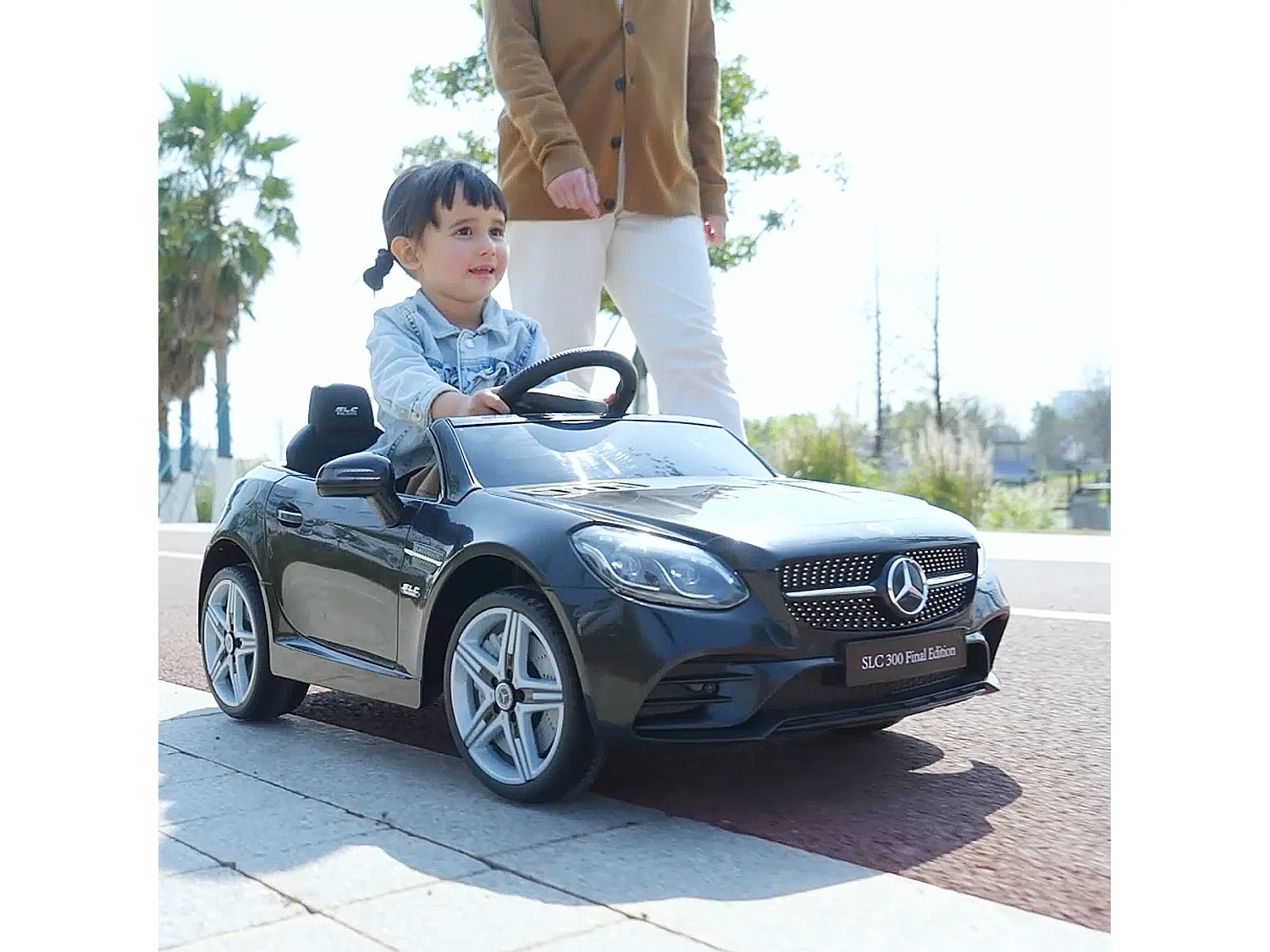 Macchina elettrica per bambini mercedes slc 300 con telecomando nero