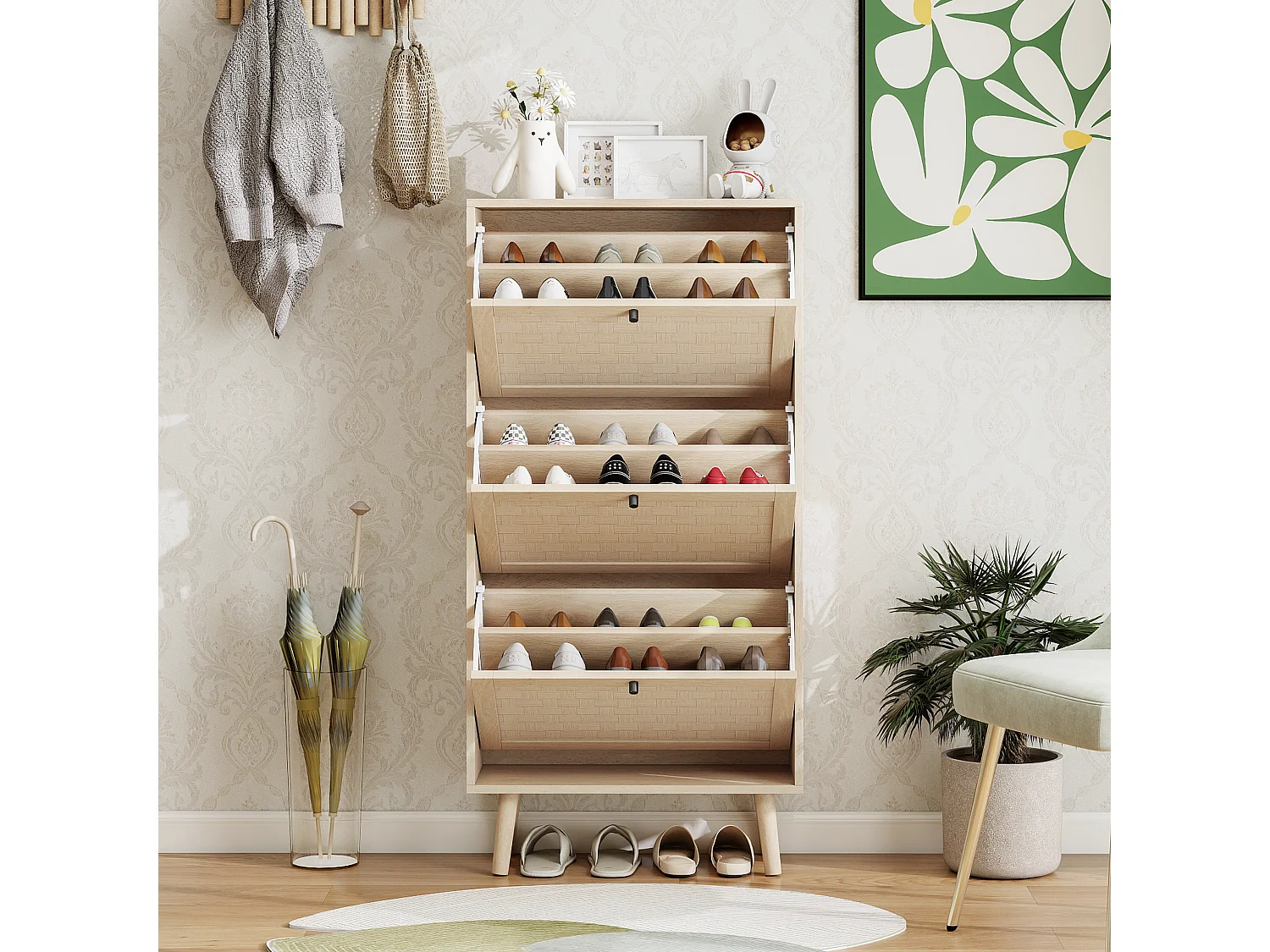 Meuble à chaussures naturel avec 3 portes basculantes et  poignées noires - pour entrée et couloir