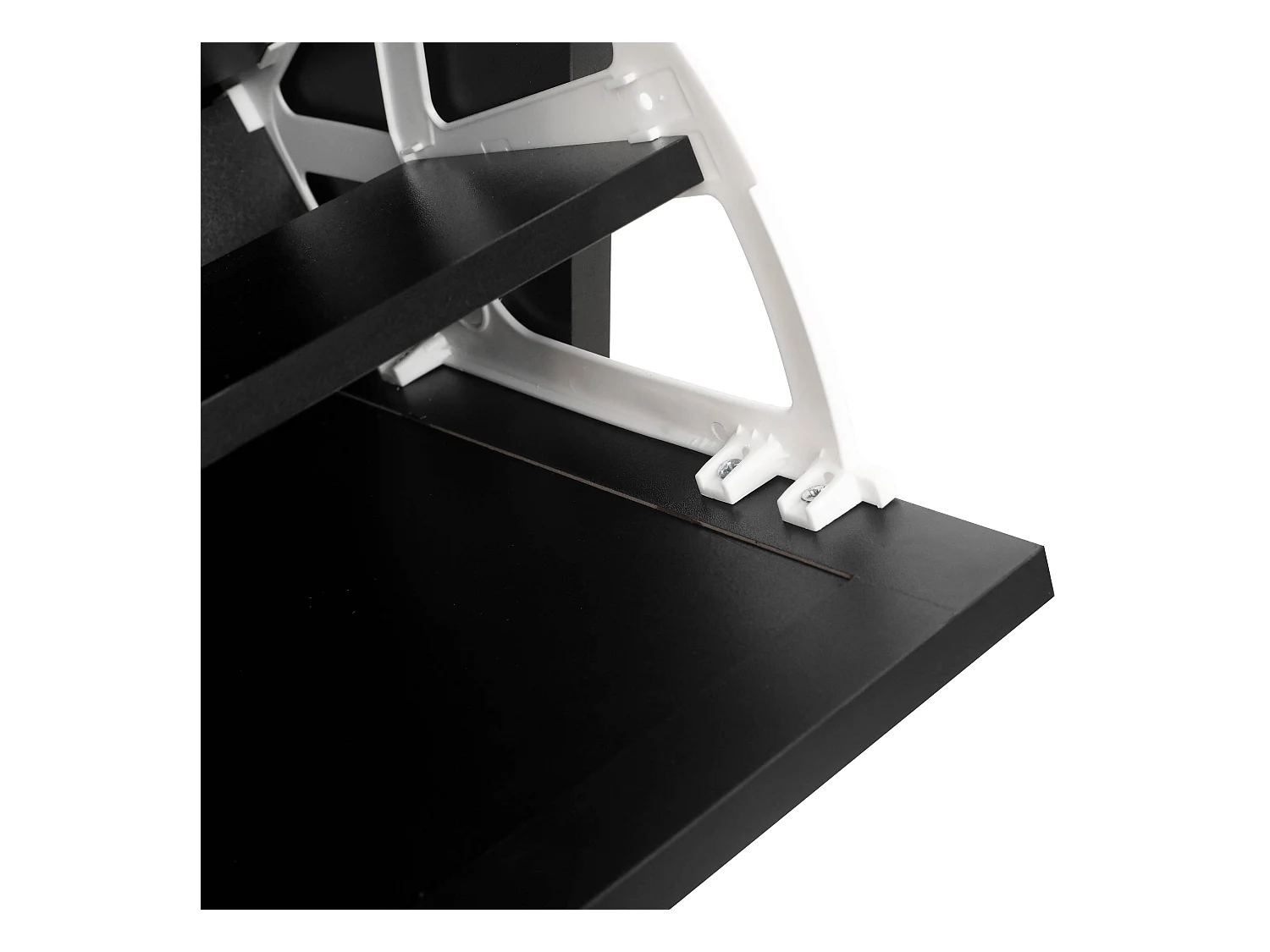 Meuble à chaussures noir avec 3 portes basculantes et poignées dorées - pour entrée et couloir