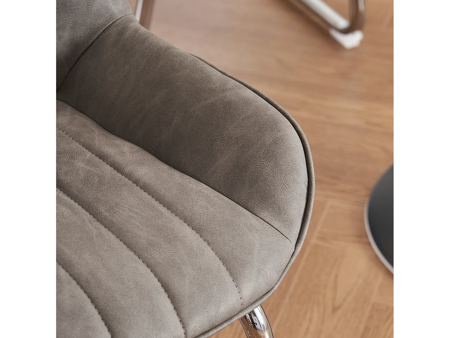 Set van 2 eetkamerstoelen met gestoffeerde rugleuningen en zilverkleurige metalen poten - Grijs PU