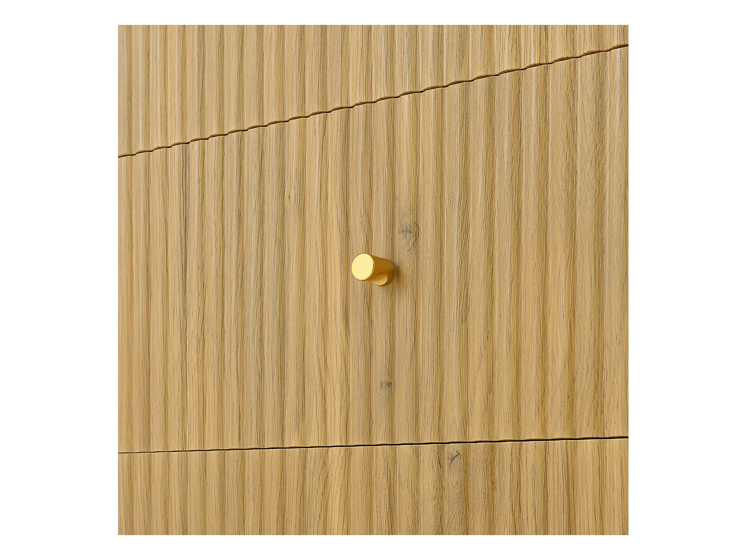 Buffet couleur bois avec 2 portes en rotin et 3 tiroirs rayés - pieds en métal