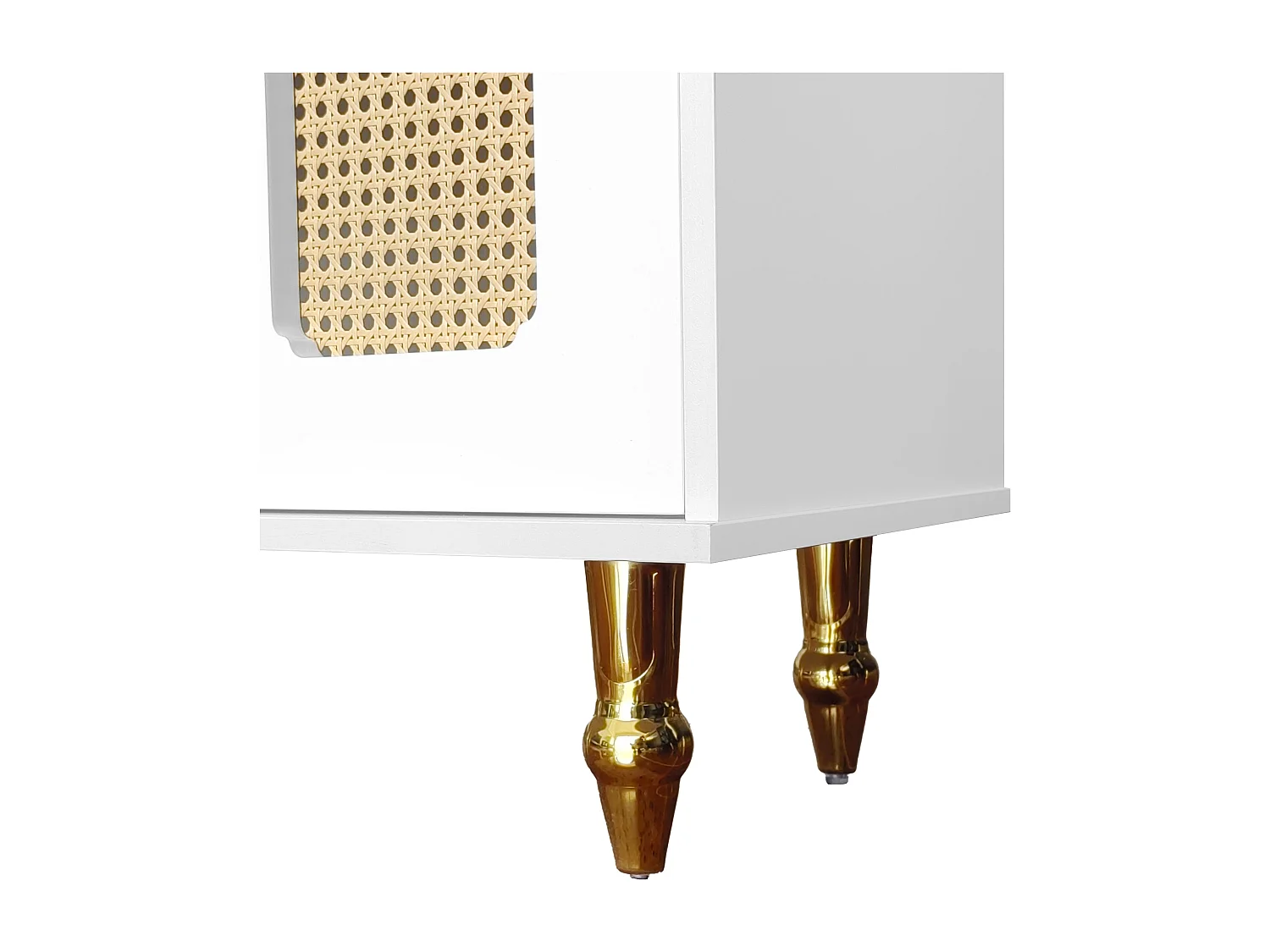 Meuble TV blanc avec 4 portes en rotin et 2 tiroirs,  pieds en métal doré - pour salon et bureau