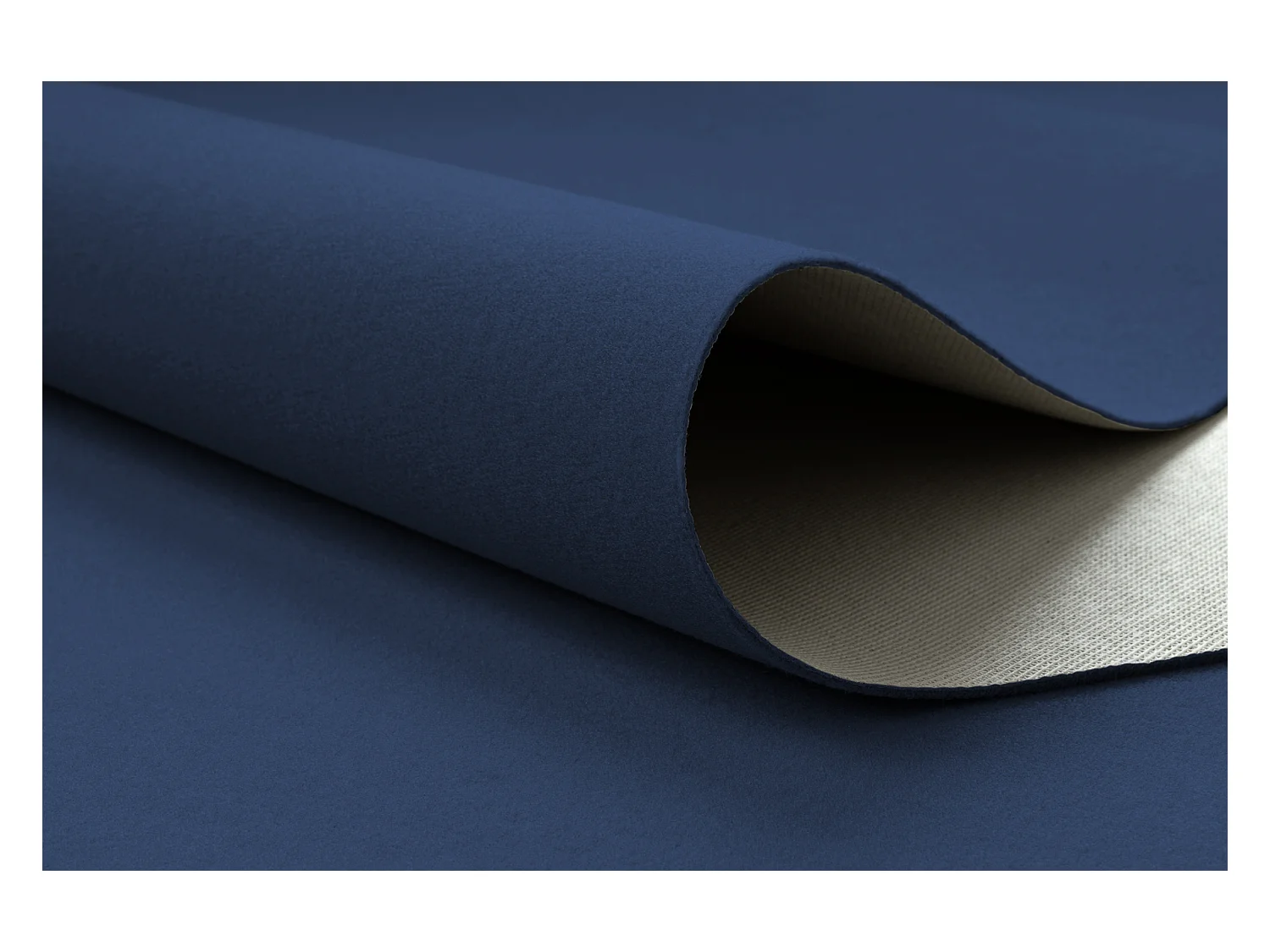 Tapis ANTIDÉRAPANT RUMBA 1390 couleur unique bleu foncé 70x200 cm