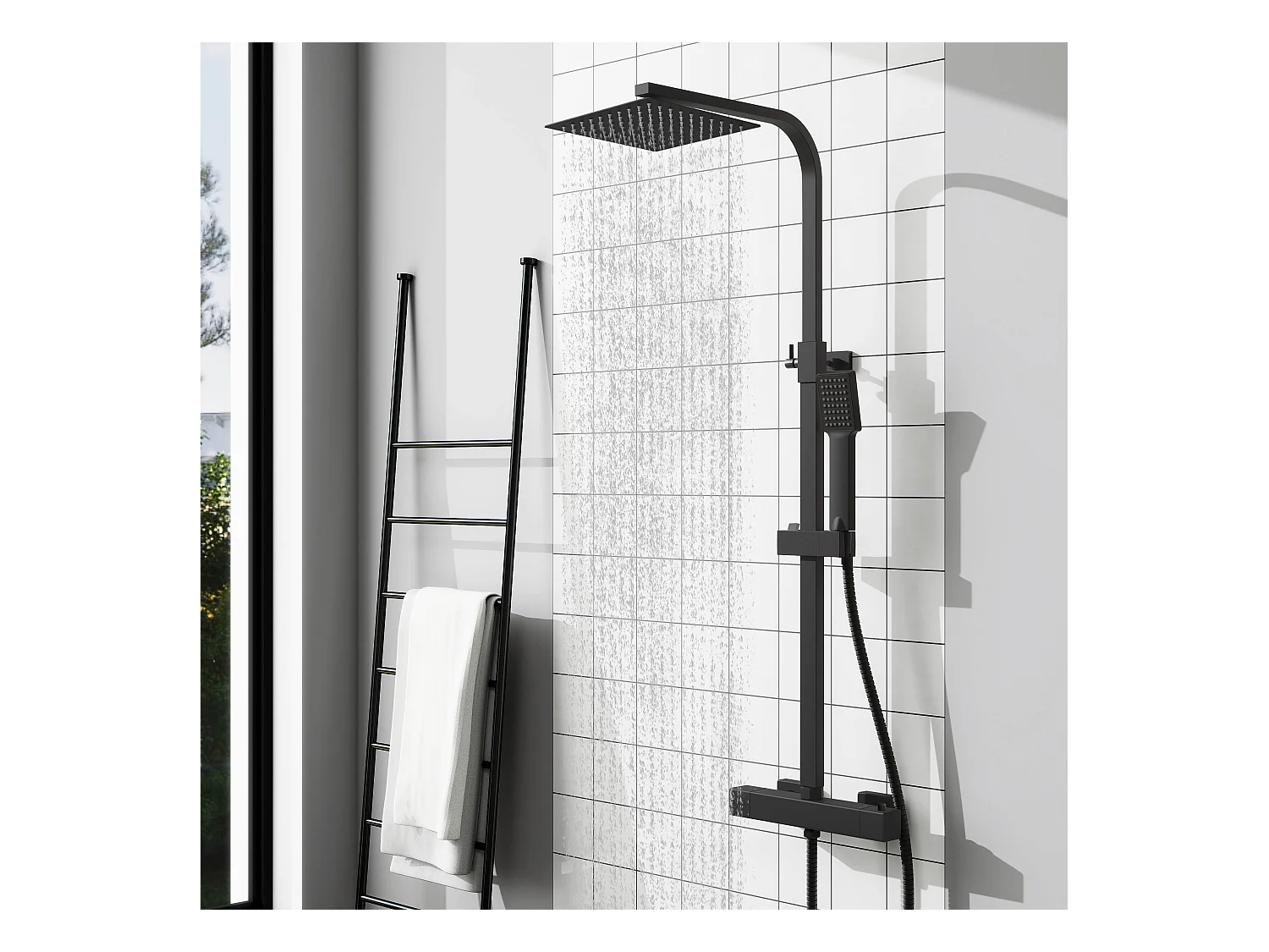 AICA 2 columnas de duchas termostáticas con duchas cuadradas y duchas de mano con columnas orientables (negro mate y cromo brillante)