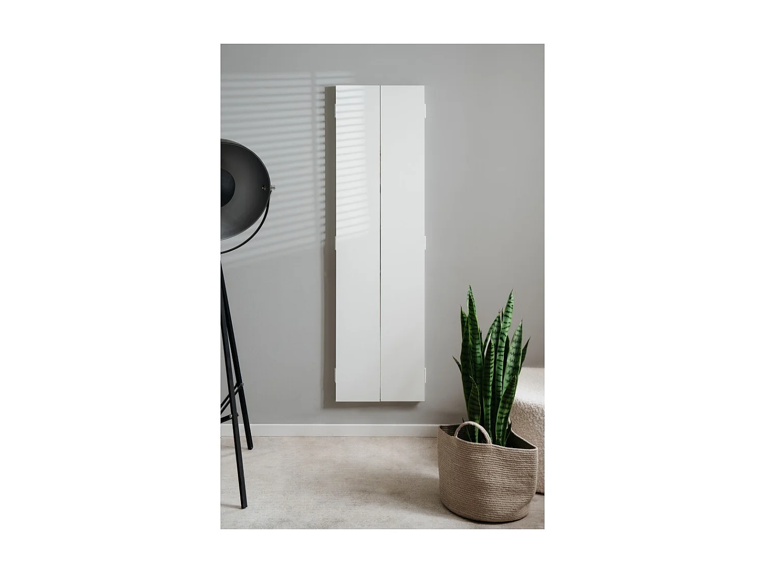 Specchio da parete Glasgow con ante laterali richiudibili 45x2x160H