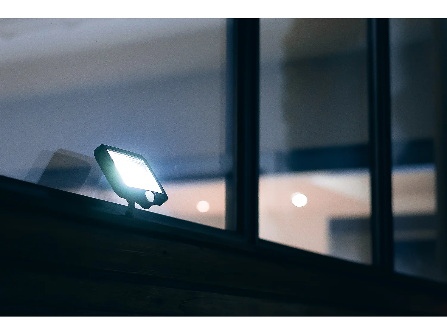 Projecteur solaire EZIlight® Solar moon one