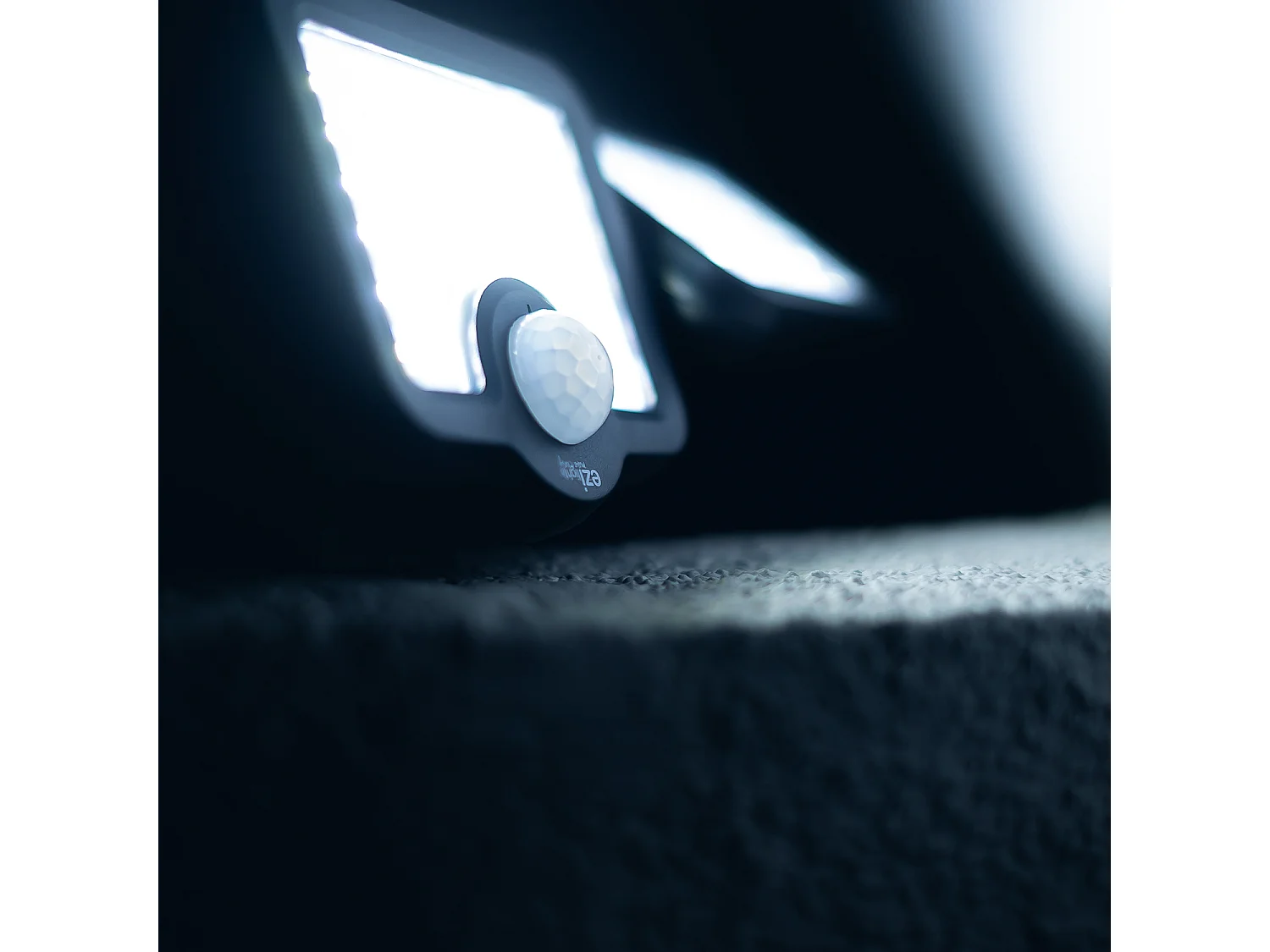 Projecteur solaire EZIlight® Solar moon L