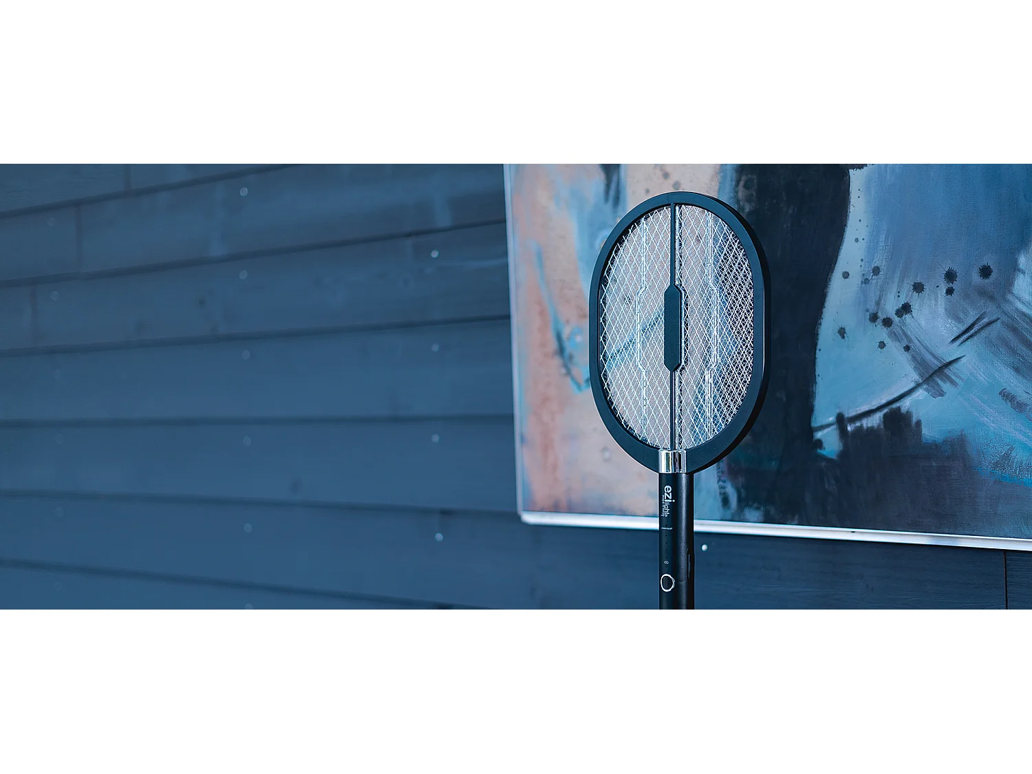 Mückenabwehrracket EZIlight® Mosquito Racket - Phototax™ Technologie, USB-Aufladung, Leise
