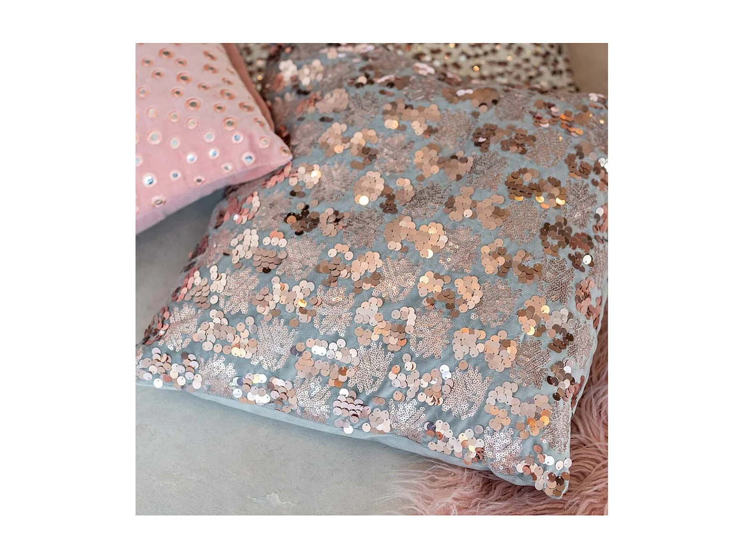 Coussin Déco "Sequins" 45x45cm Gris & Rose