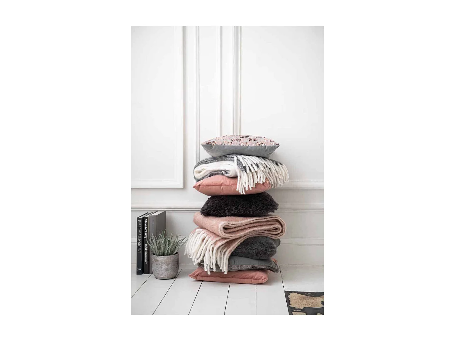 Coussin Carré Déco "Alpha" 42x43cm Gris