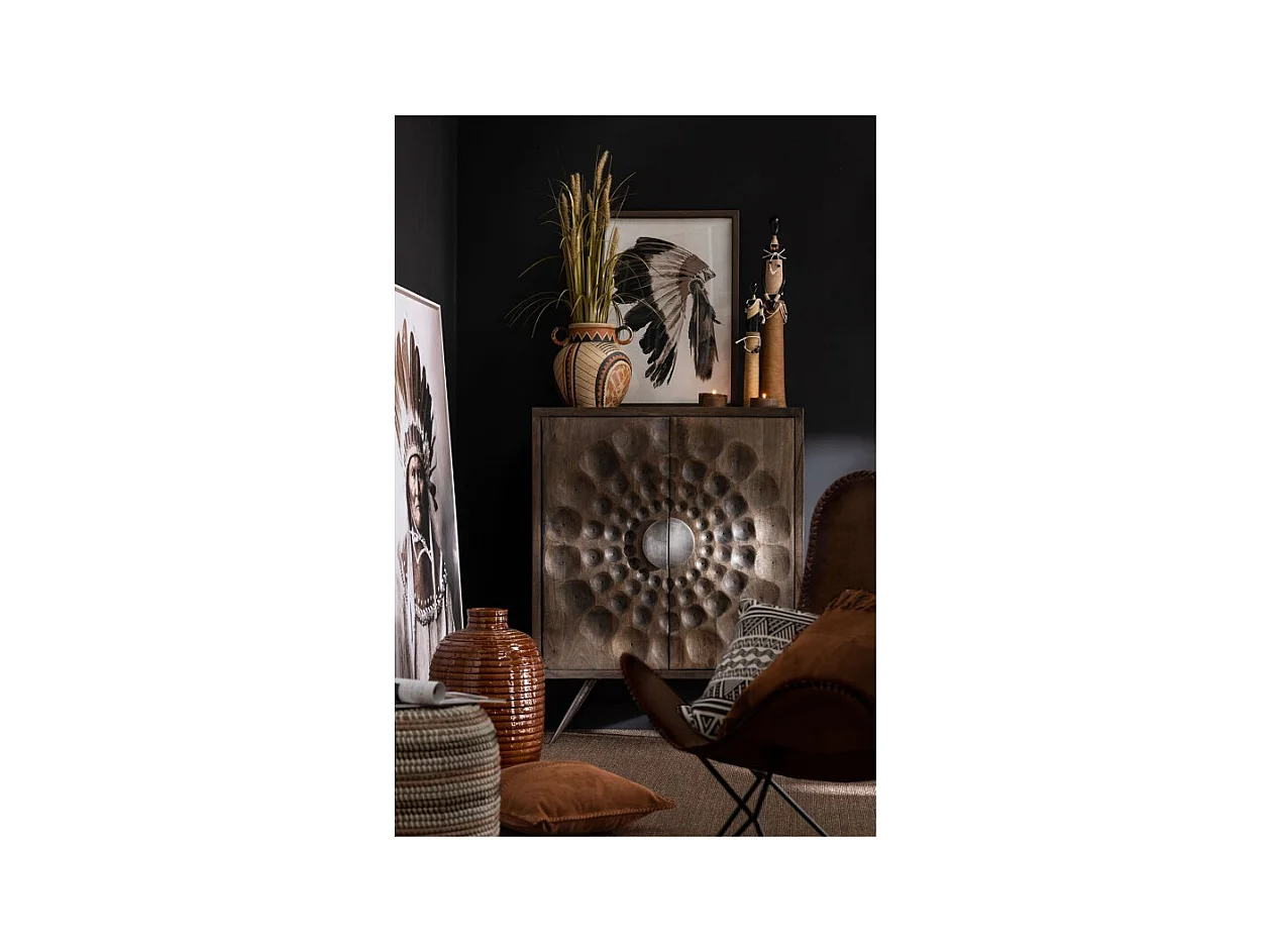 Cojín cuadrado con flecos de cuero coñac de 42x41cm