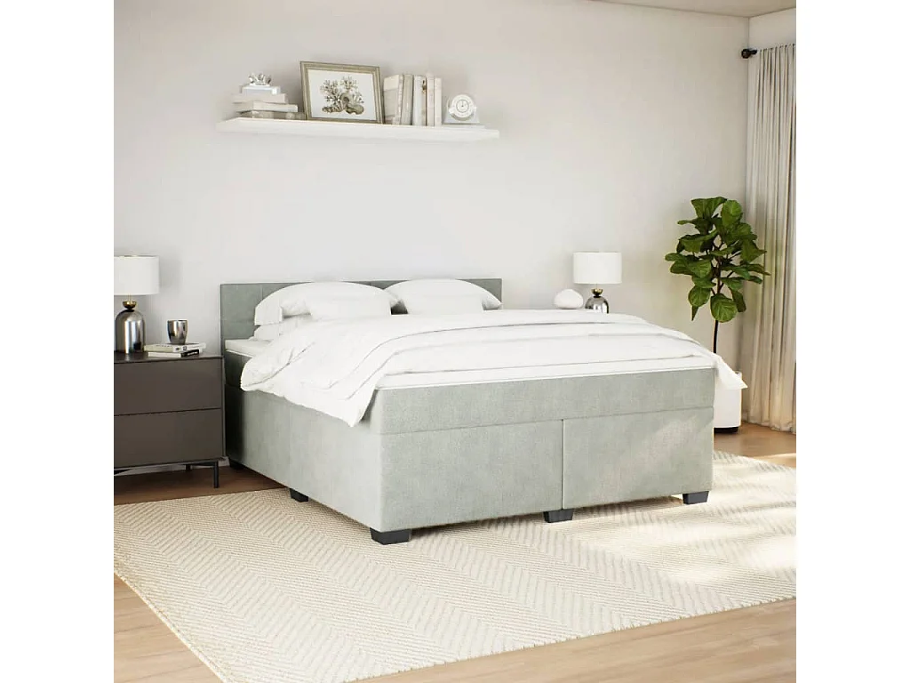 Boxspringbett mit Matratze Hellgrau 180x200 cm Samt