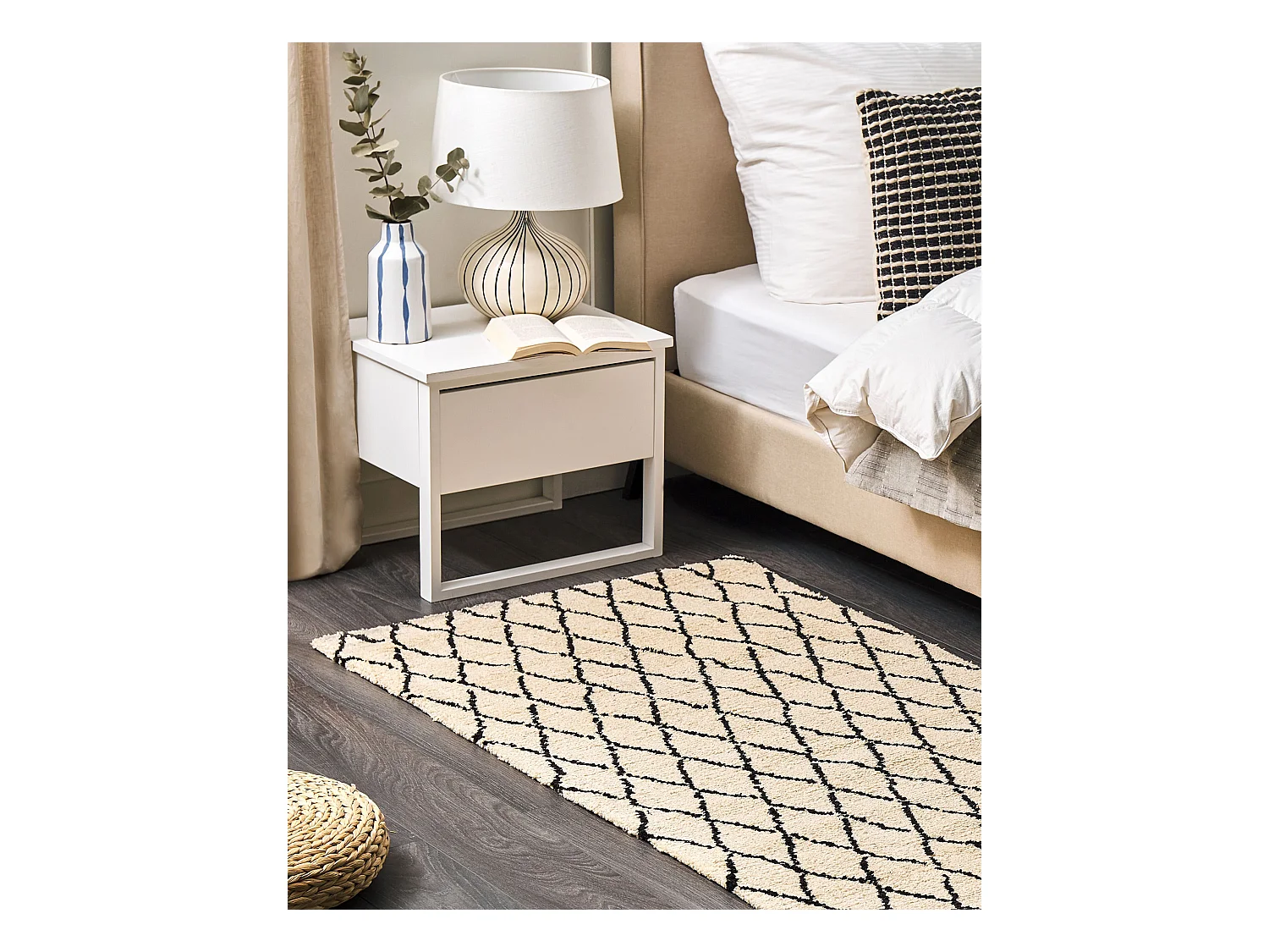 Vloerkleed polyester beige/zwart 80 x 150 cm MIDYAT