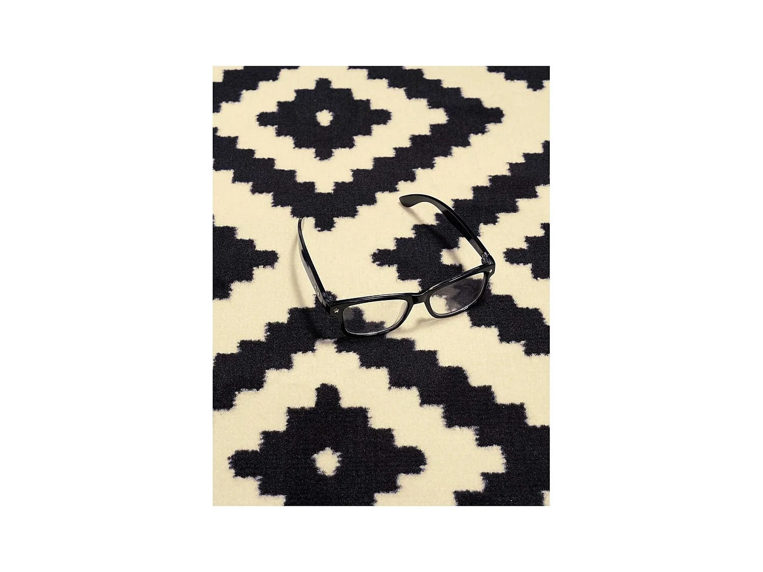 tapis salle à manger 235x320 tissé crème rectangle motif scandinave LYN1 ROMA