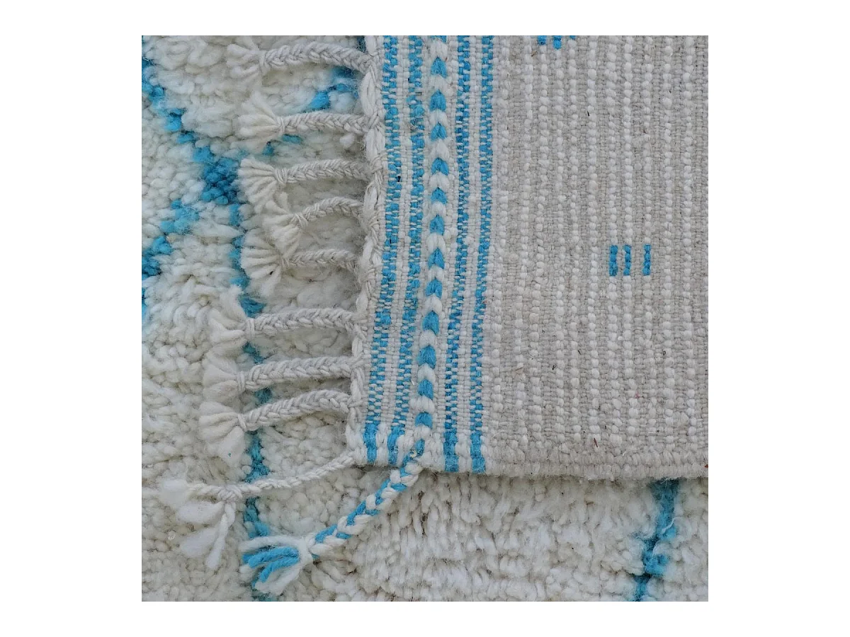 Authentique tapis berbère 160x265 fait à la main en laine crème et bleu ciel BENI OUARAIN DG