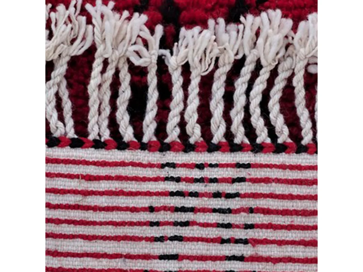 Authentique tapis berbère 55x115 fait à la main en laine rouge et noir BENI OUARAIN DF