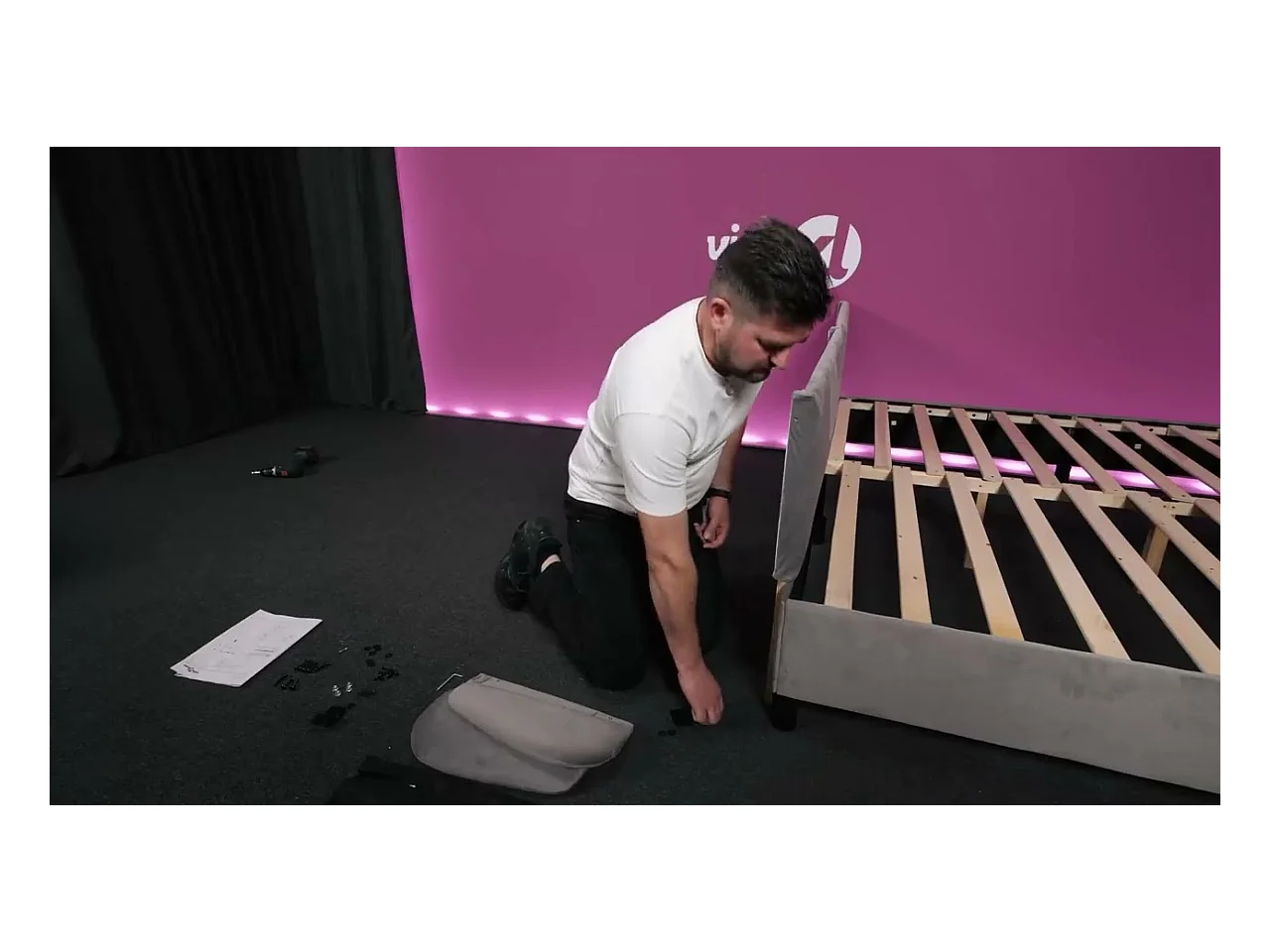 Lit à ressorts avec matelas gris foncé 80x200 cm en velours