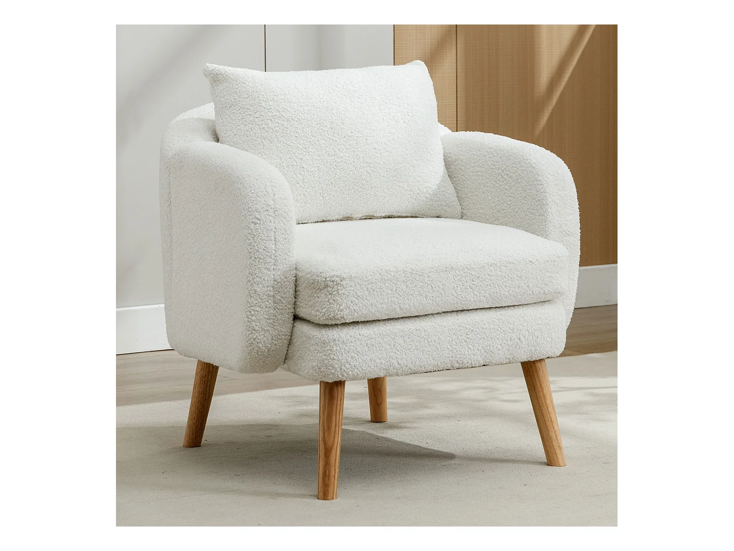 Fauteuil simple blanc avec coussins, velours teddy, pieds en bois 71x72x71cm