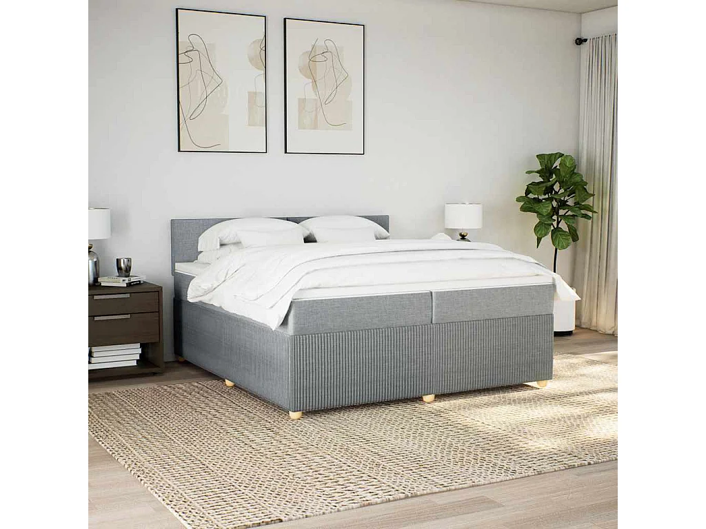 Boxspringbett mit Matratze Hellgrau 200x200 cm Stoff