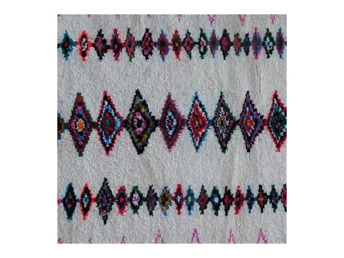 Authentique tapis berbère 155x270 fait main en laine gris et rouge BOUJAD