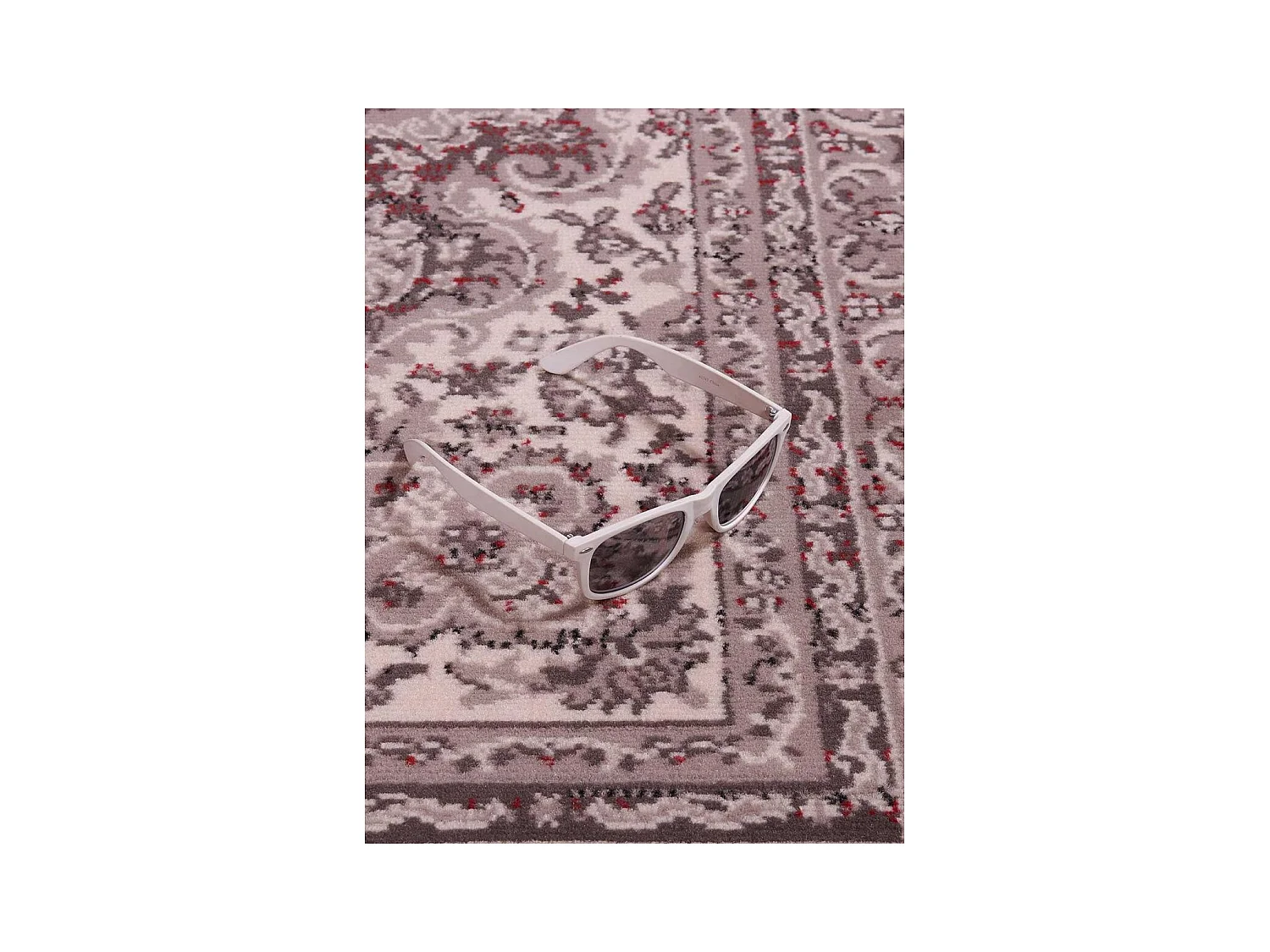 tapis chambre 190x280 tissé gris rectangle motif baroque LYN1 NYBRO