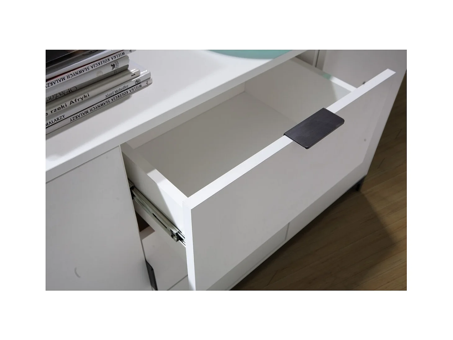 Sideboard Line IV/Drehtüren/Schubladen/Möbelplatte/Weiss