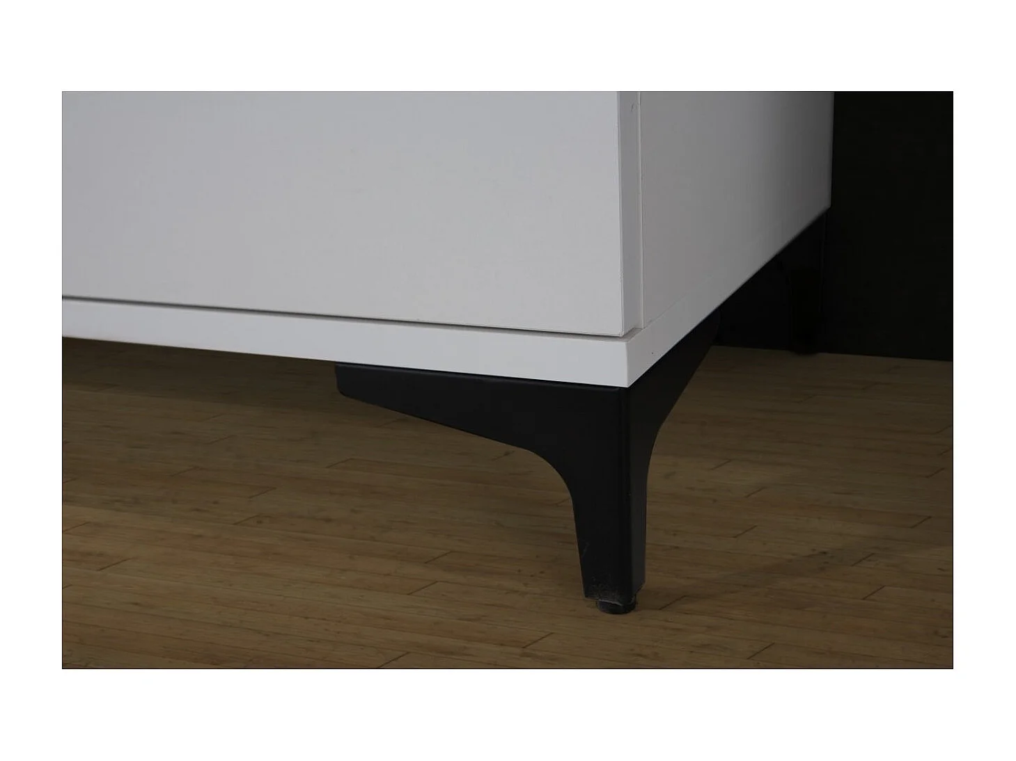 Sideboard Line II/Drehtüren/Möbelplatte/Weiss