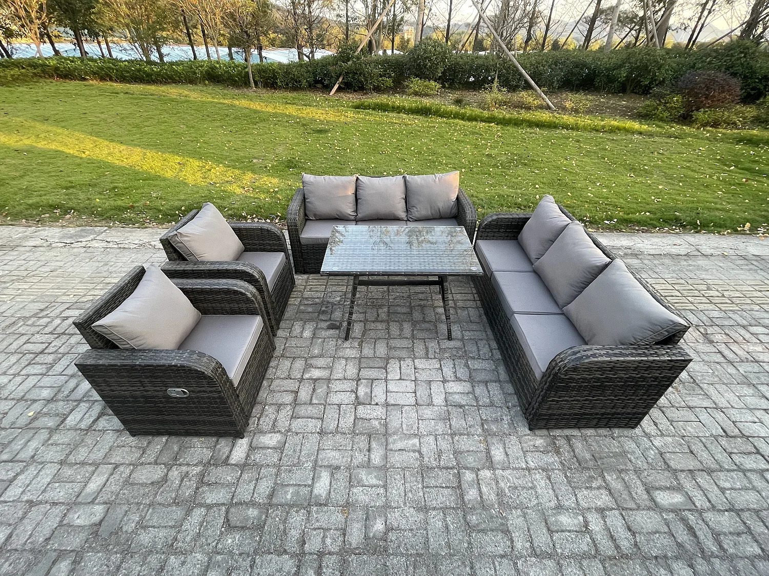 8-Sitzer Rattan Gartenmöbel Sofa Set Tisch & Stühle Set mit 3-Sitzer Sofa Rechteckiger Esstisch Dunkelgrau Gemischt