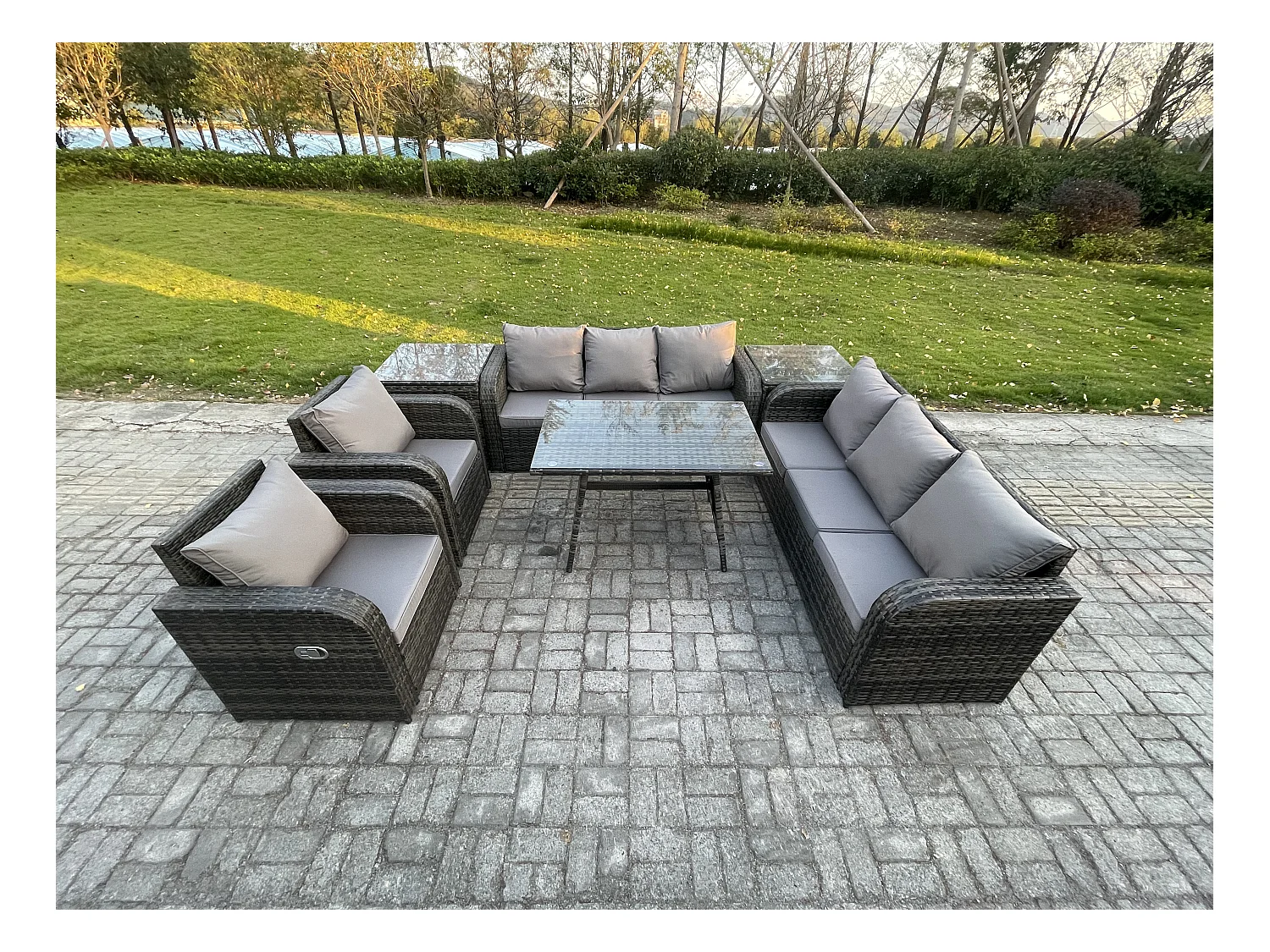 8-Sitzer Rattan Gartenmöbel Sofa Set Tisch & Stühle Set mit 3-Sitzer Sofa Rechteckiger Esstisch 2 Beistelltischen Dunkelgrau Gemischt