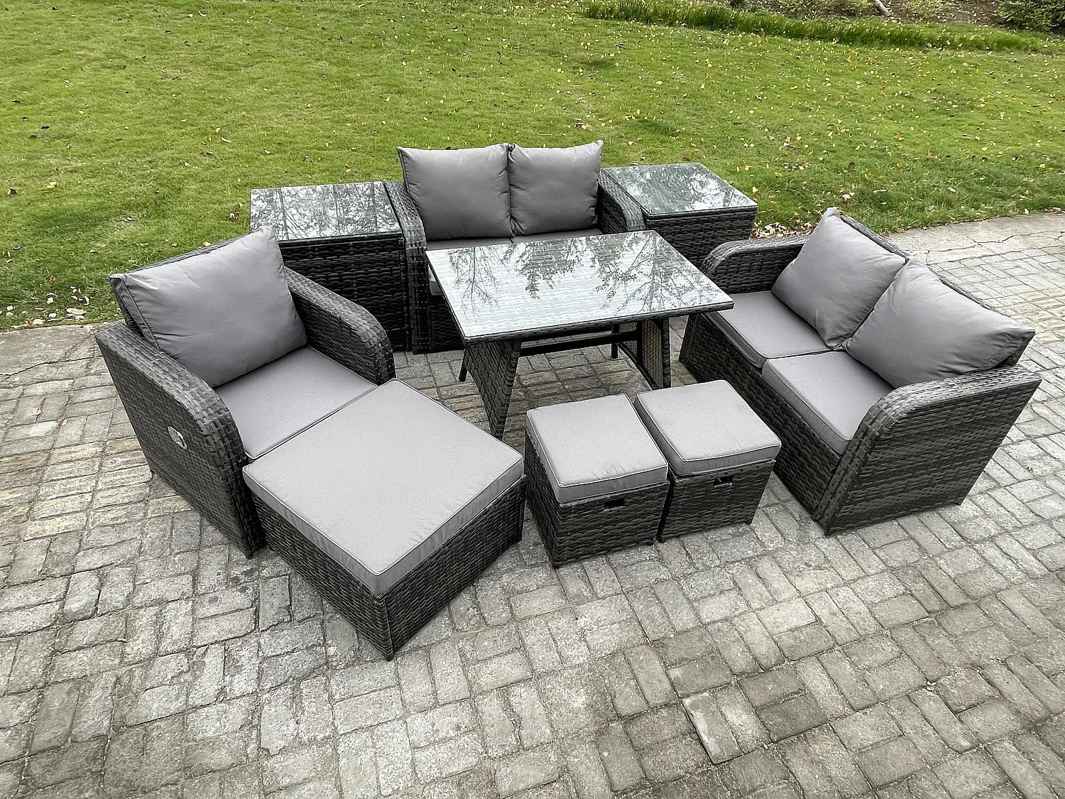 8-Sitzer Polyrattan Gartenmöbel Set mit Esstisch Sesseln Love Sofa 3 Hockern 2 Beistelltischen Dunkelgrau Gemischt