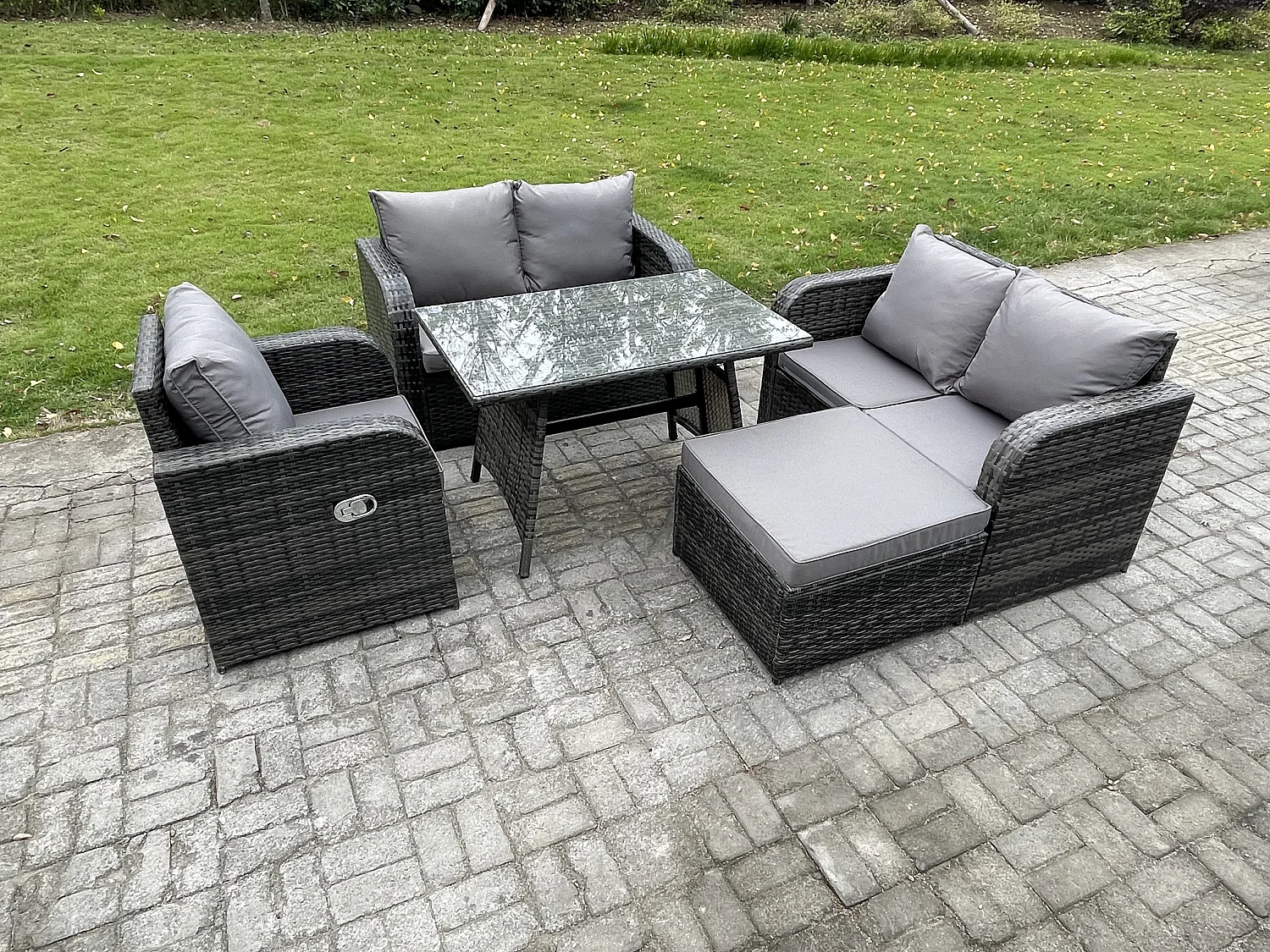 Polyrattan Gartenmöbel Set mit Esstisch Sesseln Love Sofa 2 Großer Hockern Dunkelgrau Gemischt