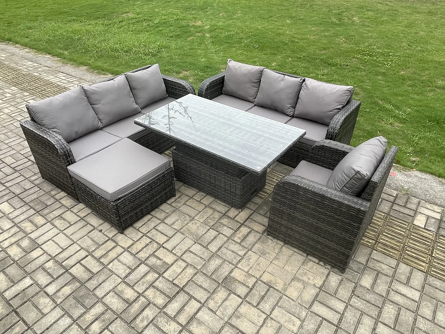 8-Sitzer Outdoor Polyrattan Gartenmöbel Sets höhenverstellbarer Tisch Sofa Set mit Liegestühle 2 Großer Hockern Dunkelgrau Gemischt