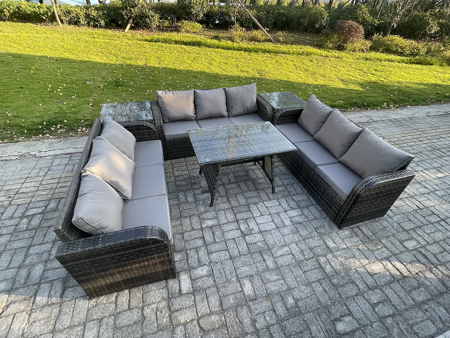 9-Sitzer Polyrattan Gartenmöbel Set mit Rechteckiger Esstisch 2 Beistelltischen Polyrattan Garten Sofa im Freien Set