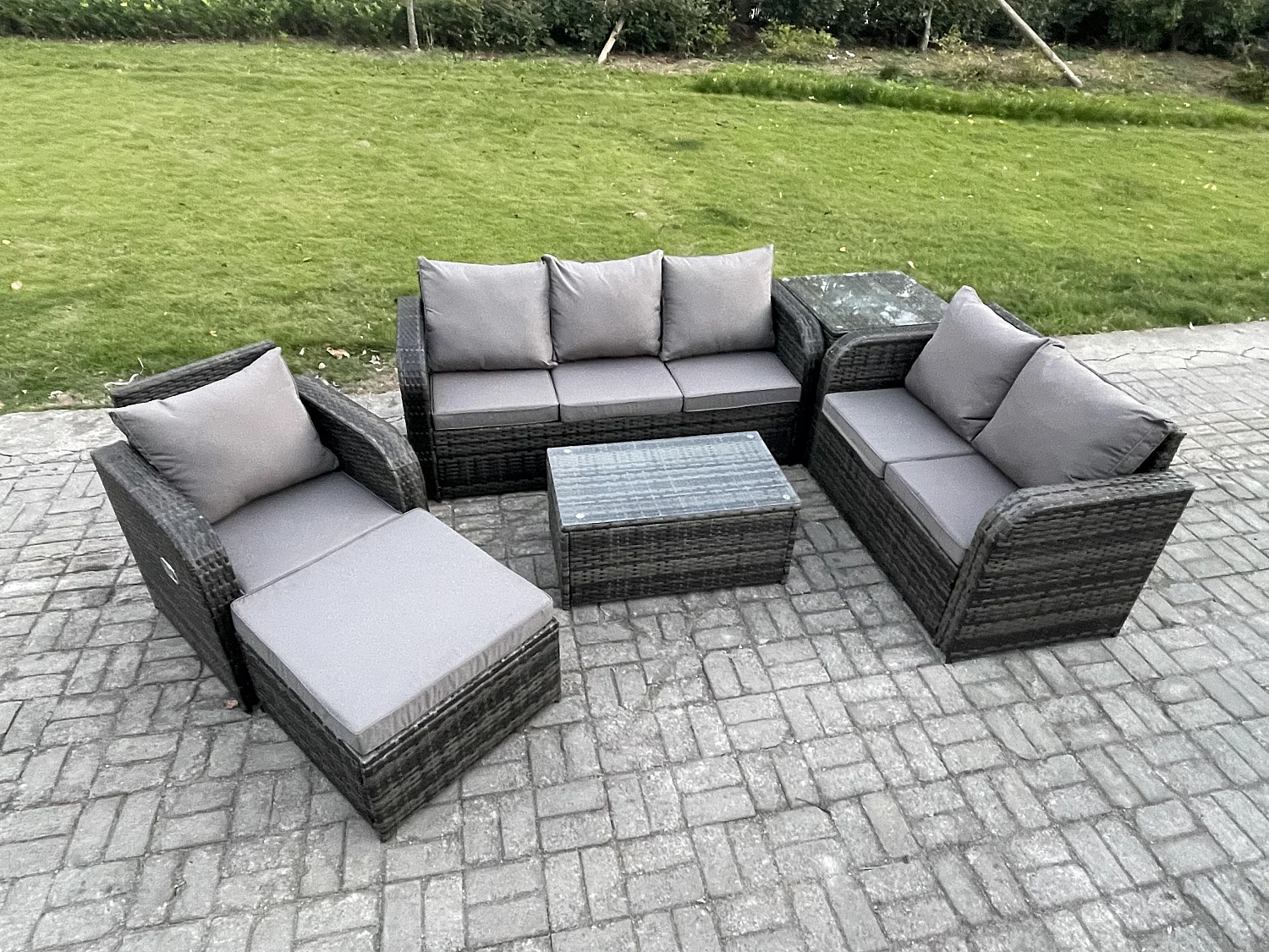 Ensembles de meubles de jardin 7 places Ensemble de canapés en rotin avec Table basse Chaise inclinable Canapé 3 places Grand tabouret Table d'appoint