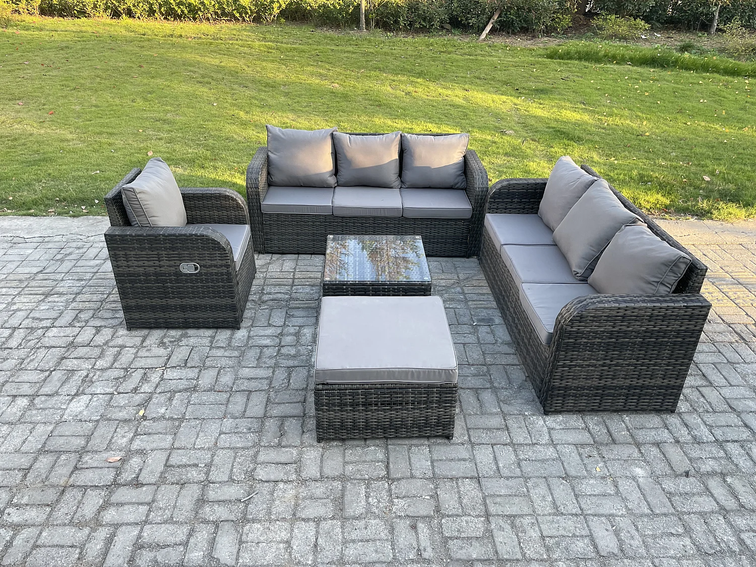 Polyrattan Gartenmöbelset Garten Sofa Couchtisch Set mit Liegestühle 2 Großer Hockern Dunkelgrau Gemischt