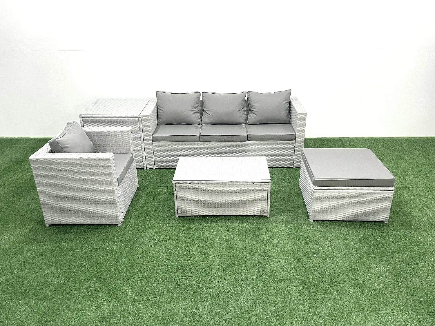 5 Stücke Rattan Gartenmöbel Set Garten Sofa Stuhl Couchtisch Set mit Beistelltisch 2 Großer Hockern Hellgrau gemischt