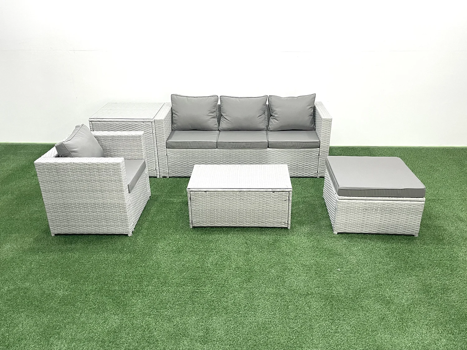 5 Stücke Rattan Gartenmöbel Set Garten Sofa Stuhl Couchtisch Set mit Beistelltisch 2 Großer Hockern Hellgrau gemischt